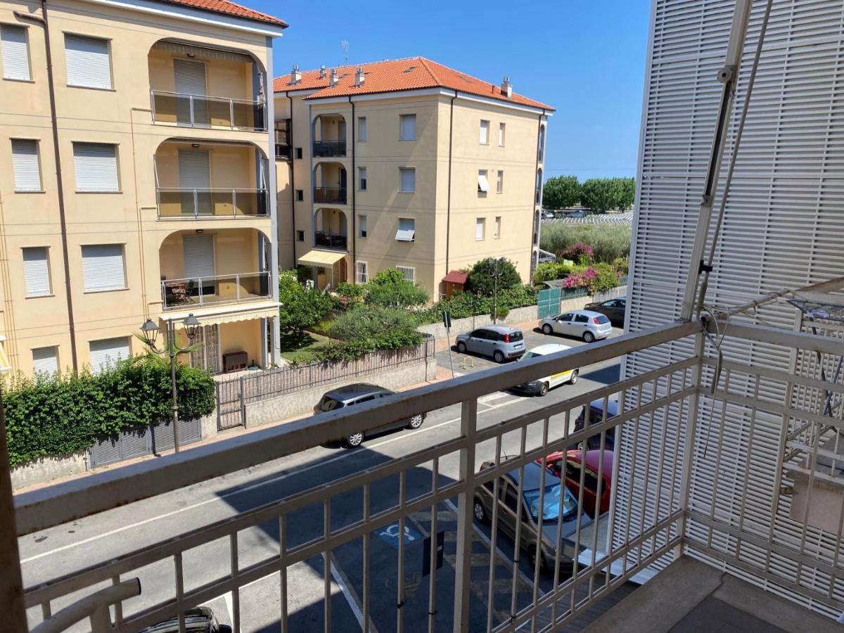 דירות Delizioso Trilocale A Due Passi Dal Mare Di אלבניה מראה חיצוני תמונה
